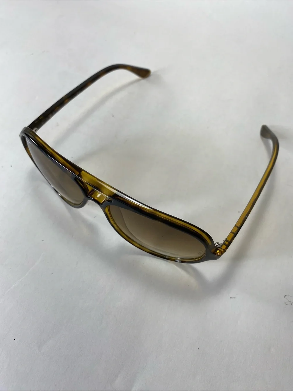 Ray-Ban Cats 5000 Sunglasses Lght Tortoise Frame Gradient Lenses